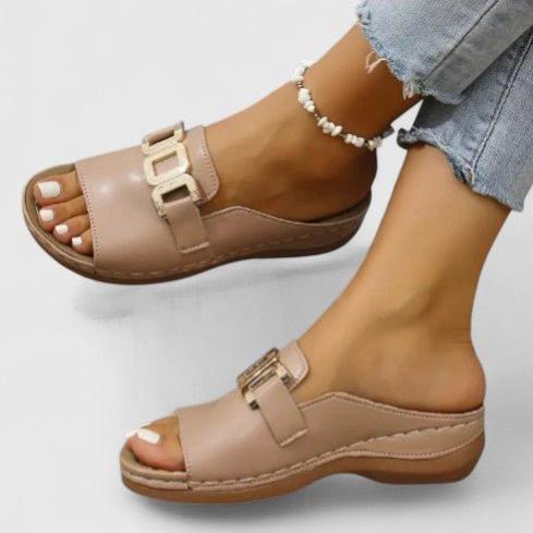 Solemarket | Ulla – Ortopædiske sandaler med klassisk sporty look
