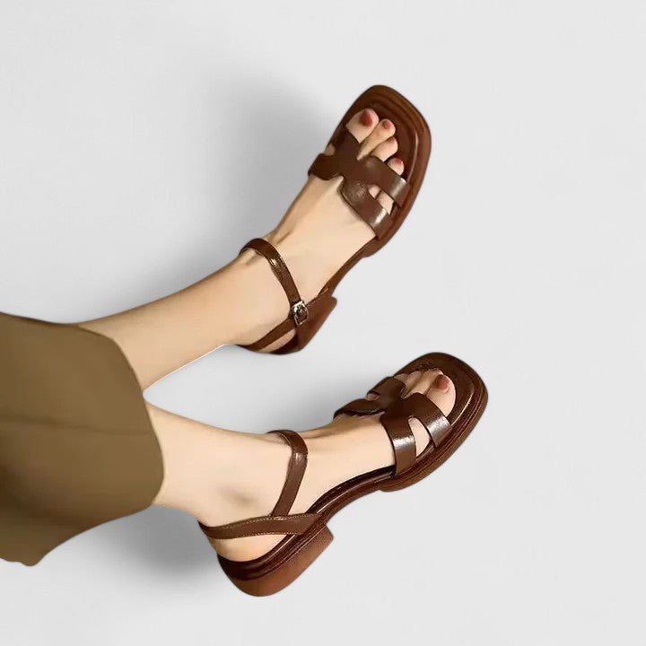 Solemarket | Gry – Elegante sandaler med finisher detalje