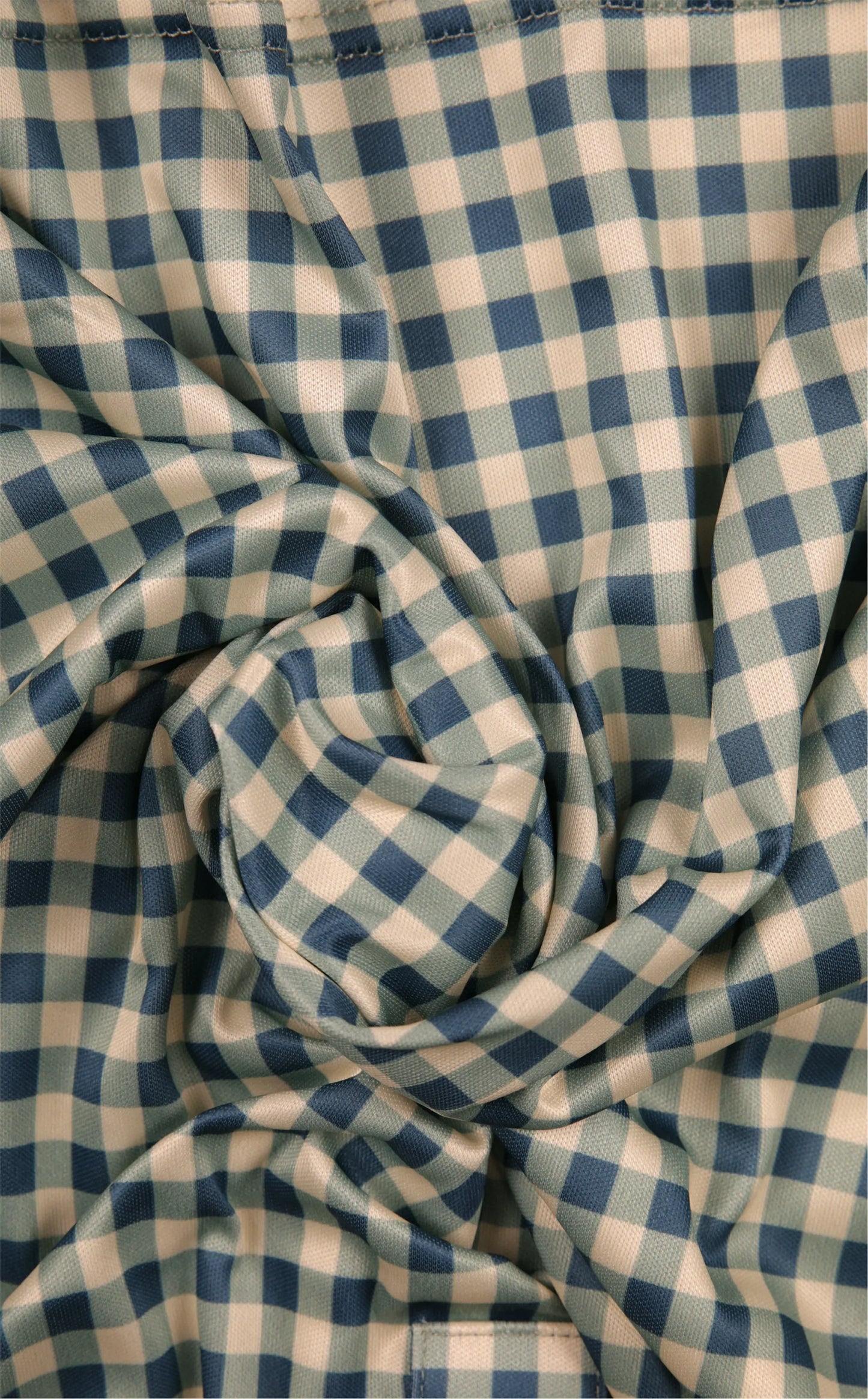 Solemarket | Den elegante polo med halvspredt krave i grøn og brun gingham