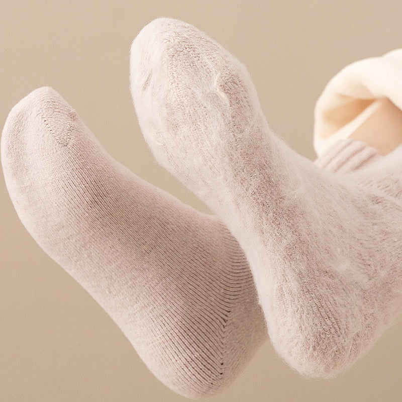 Solemarket | Elegante dame-mokkasiner med guldspænde og slip-on design