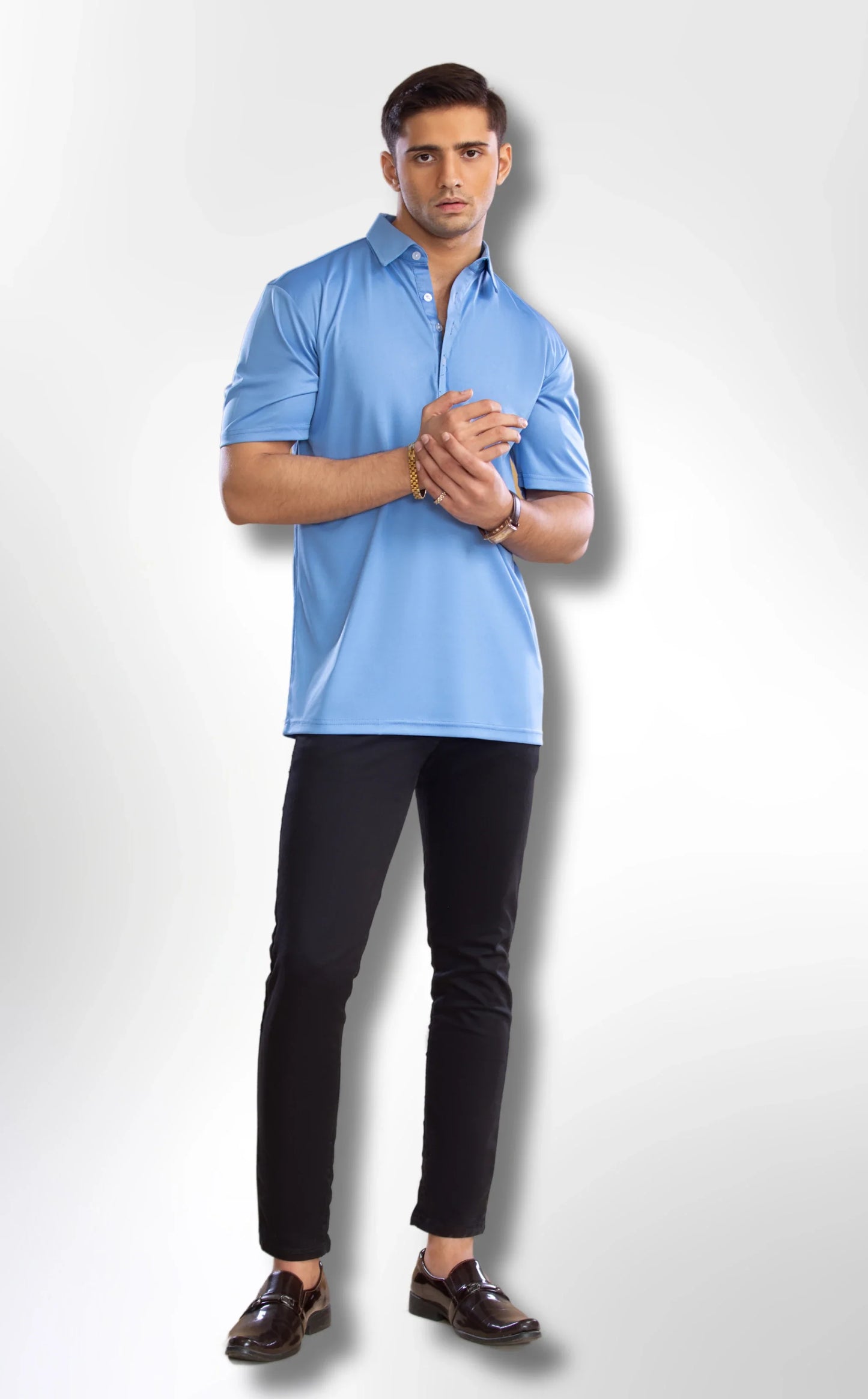 Solemarket | Den elegante Oxford Polo med spredt krave, fransk blå