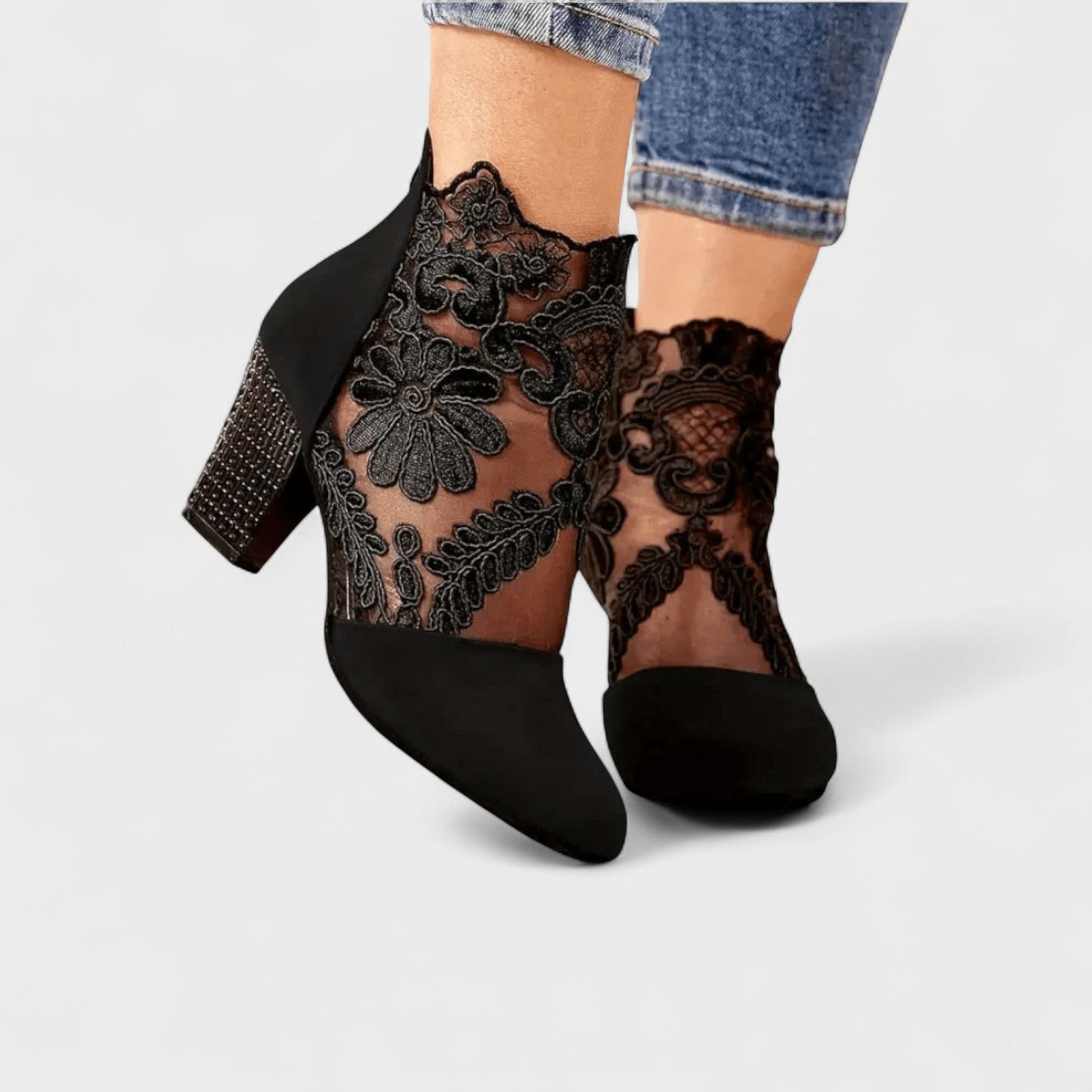 Solemarket | Alaine – Blomsterhæle med festlig og feminin stil