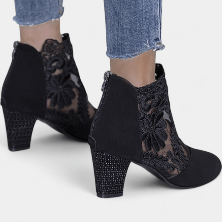 Solemarket | Alaine – Blomsterhæle med festlig og feminin stil