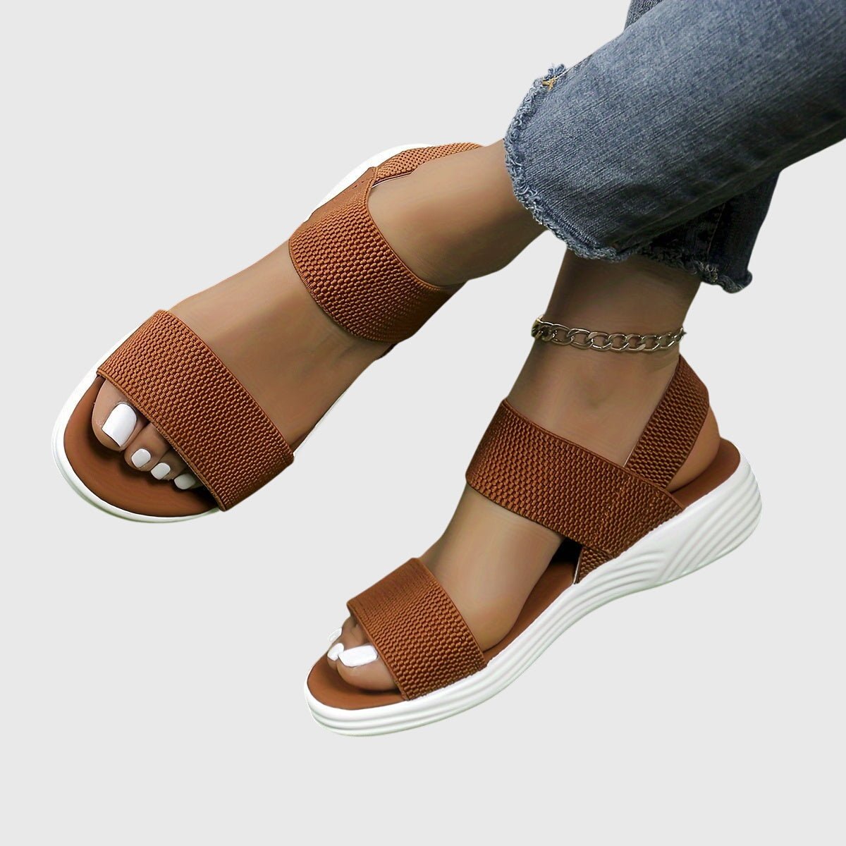 Solemarket | Wanda – Sandaler med dekorativ kæde og metalglans