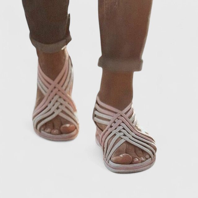 Solemarket | Theresa – Sandaler med kobberdetaljer og sofistikeret look