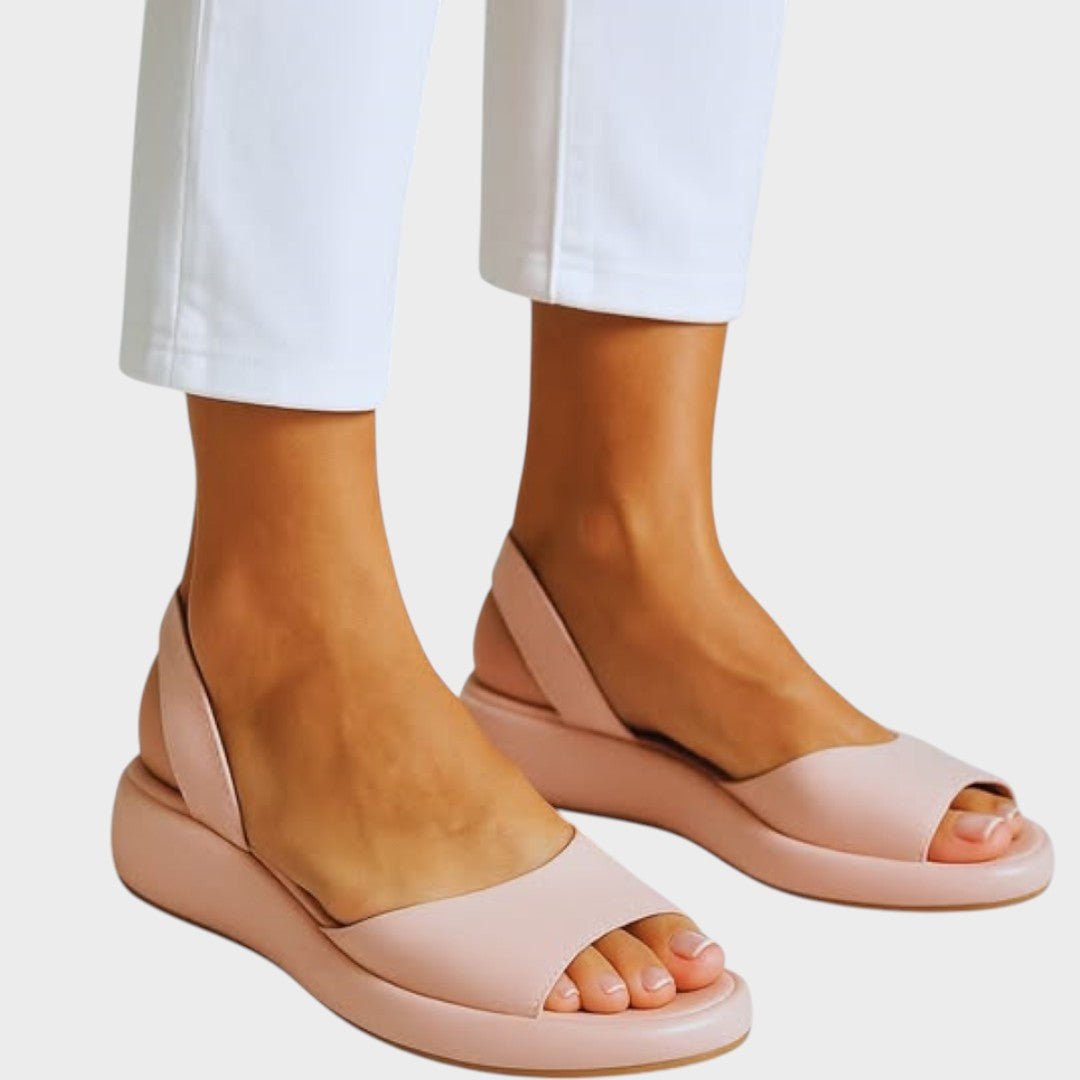 Solemarket | Lena – Sandaler med brede remme og god stabilitet