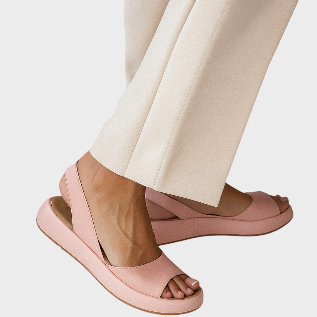 Solemarket | Lena – Sandaler med brede remme og god stabilitet