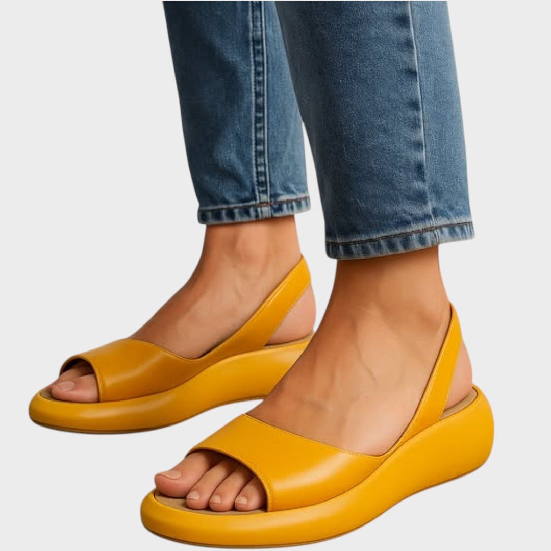 Solemarket | Lena – Sandaler med brede remme og god stabilitet