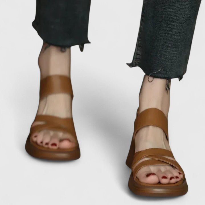 Solemarket | Grethe – Sandaler med lukket tå og åbent hæl