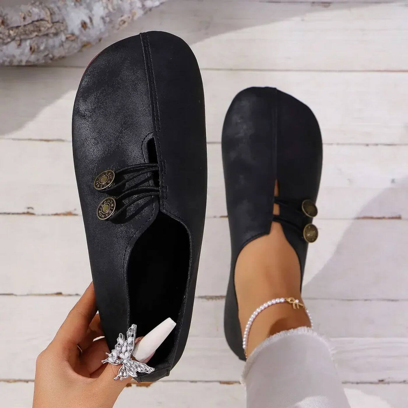 Solemarket | Komfortabel damesko med rund tå og slip-on design