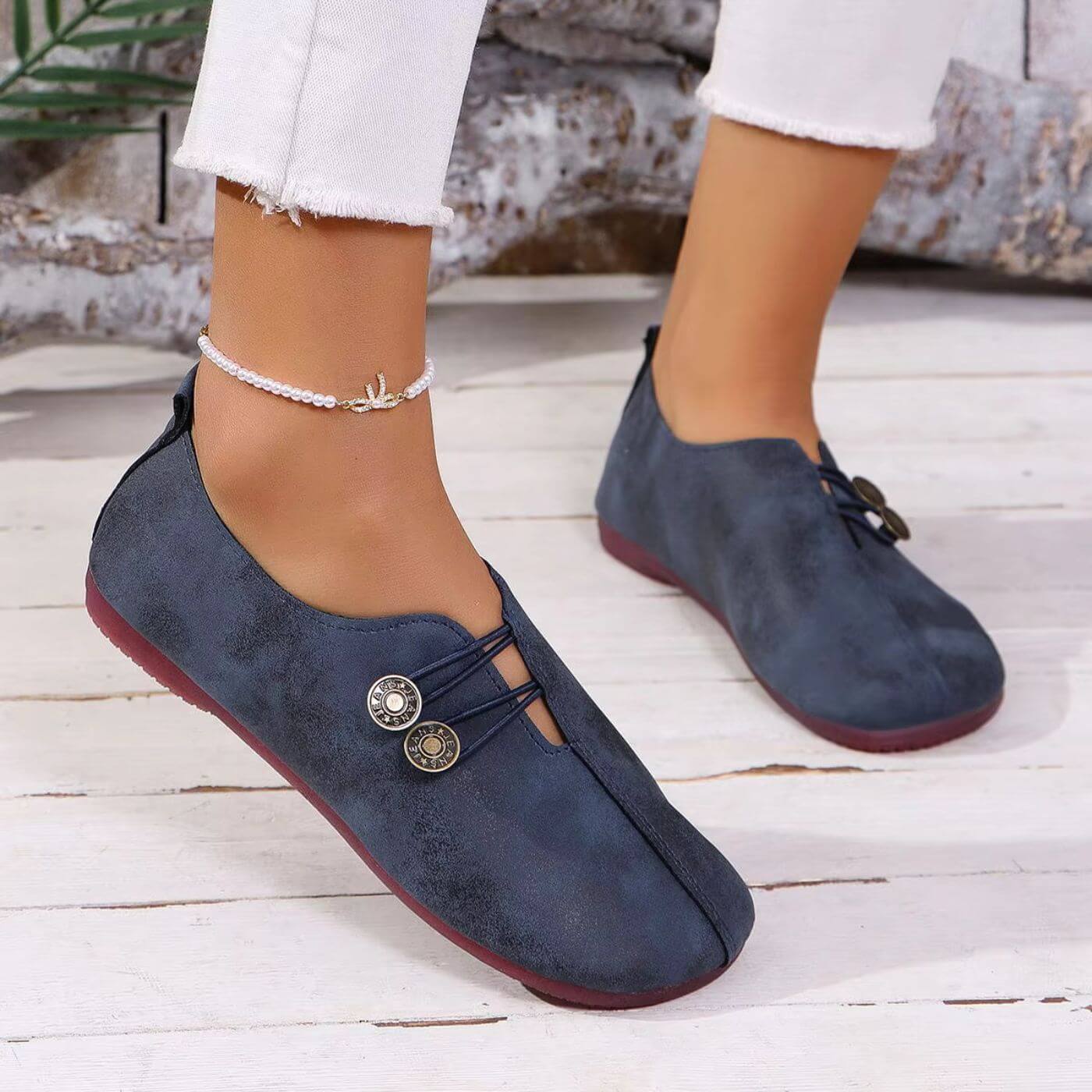 Solemarket | Komfortabel damesko med rund tå og slip-on design