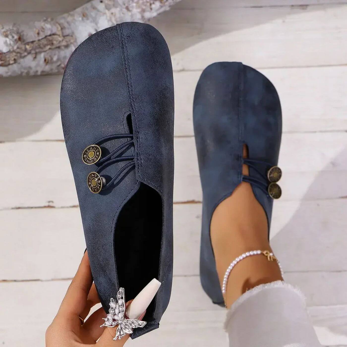 Solemarket | Komfortabel damesko med rund tå og slip-on design