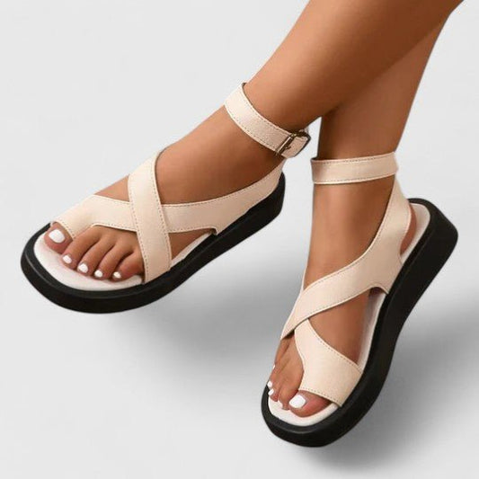 Solemarket | Astrid – Sandaler med smal rem og elegant udseende