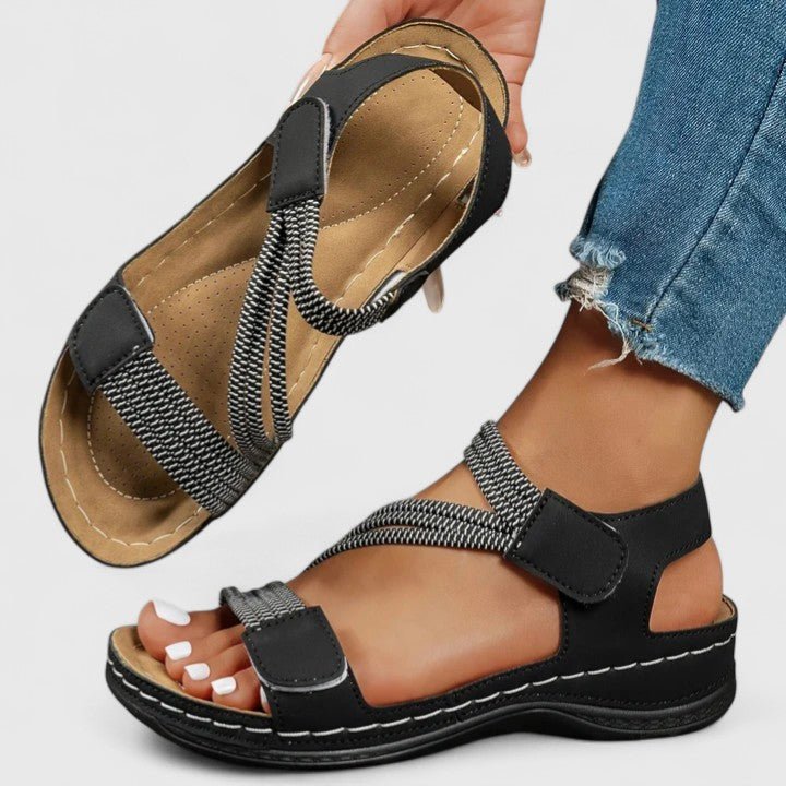Solemarket | Mille – Sofistikeret sandal med detaljeret design