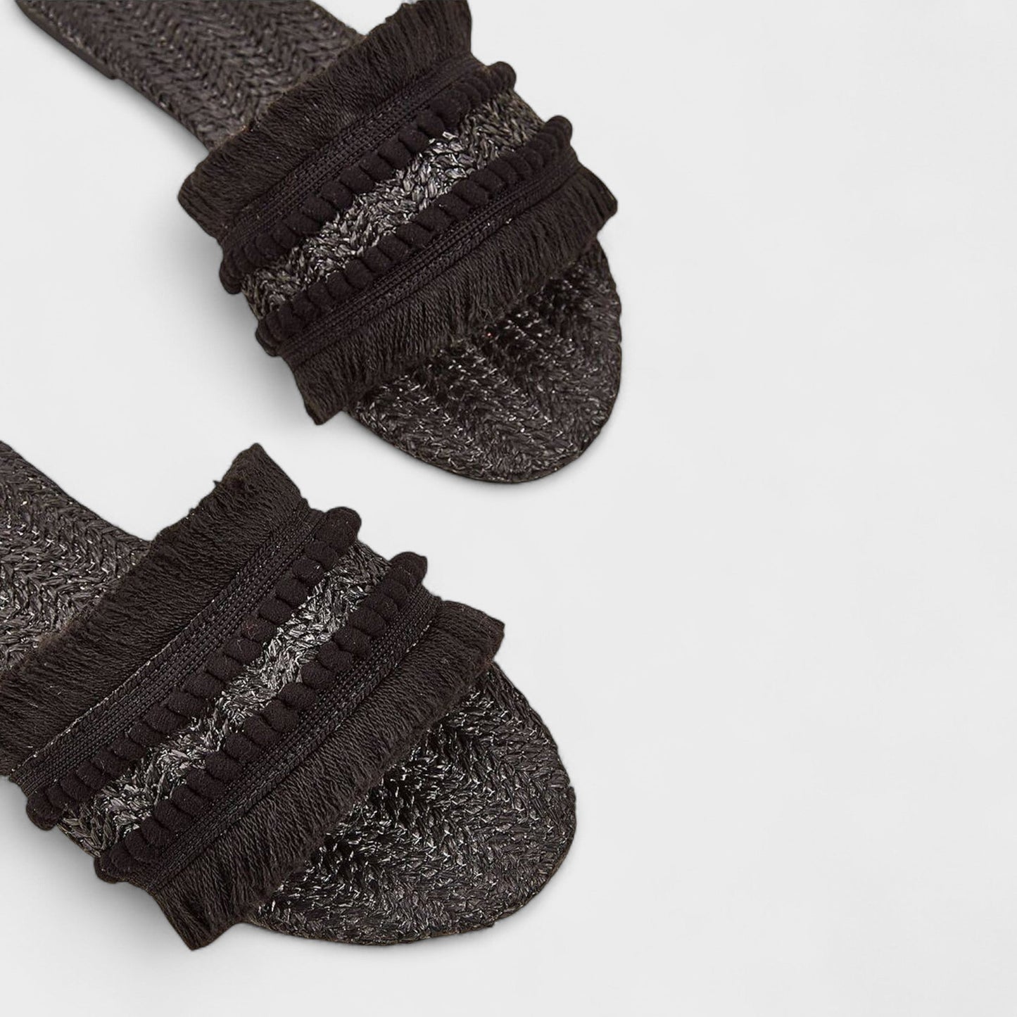 Solemarket | Rikke – Pompom-sko med festlig og farverig stil