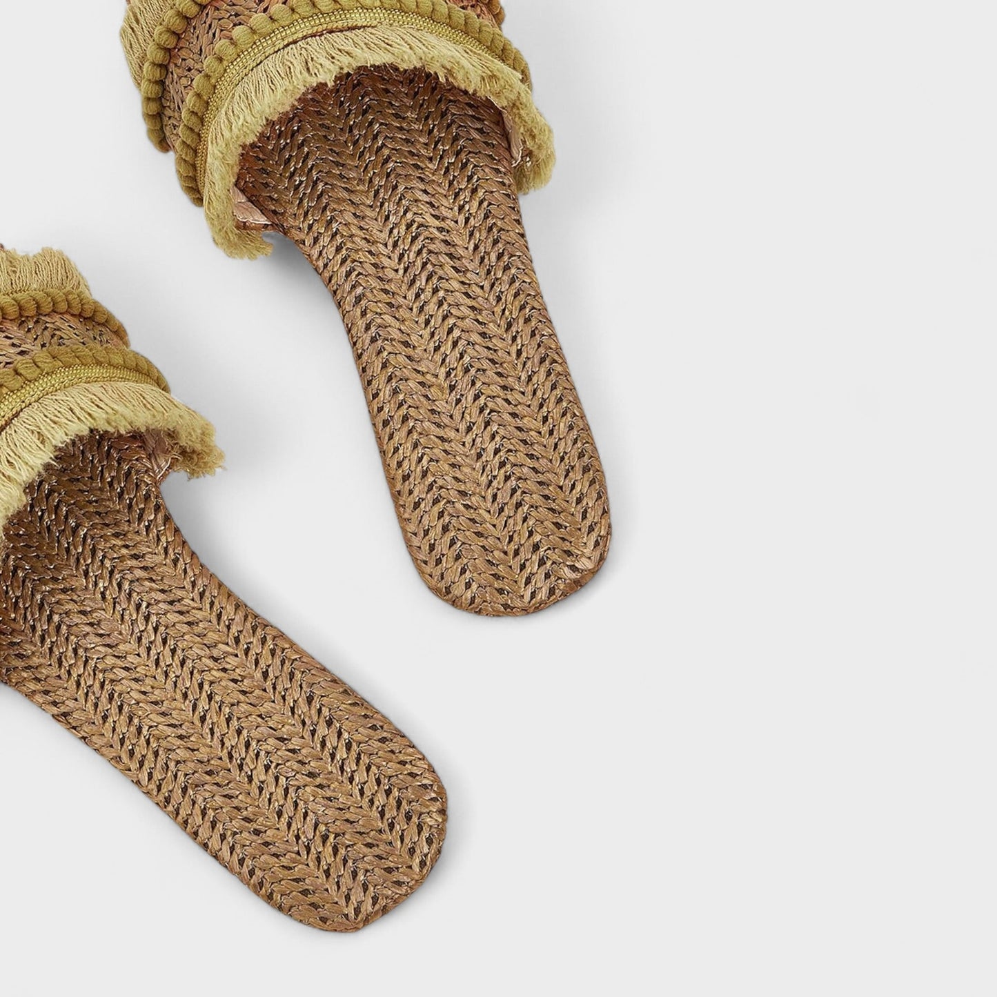 Solemarket | Rikke – Pompom-sko med festlig og farverig stil