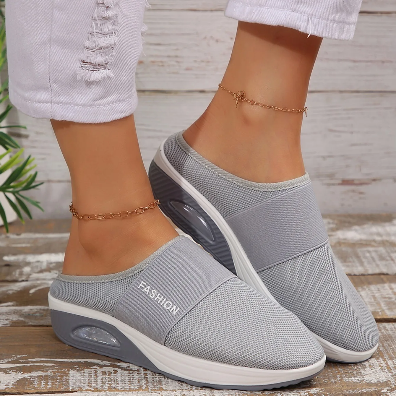 Solemarket | Stilfulde slip-on gåsko til kvinder – let og komfortabel