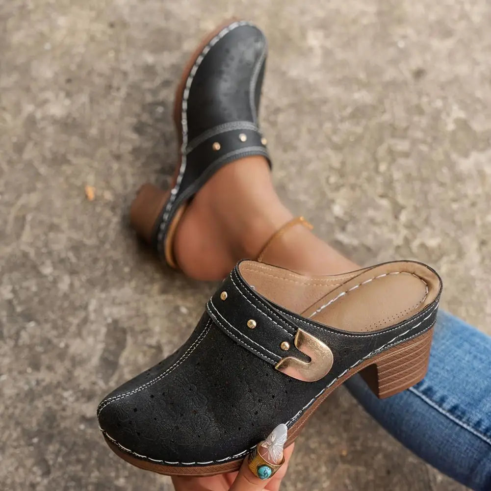 Solemarket | Chunky platform slip-on sandaler med lukket tå til kvinder