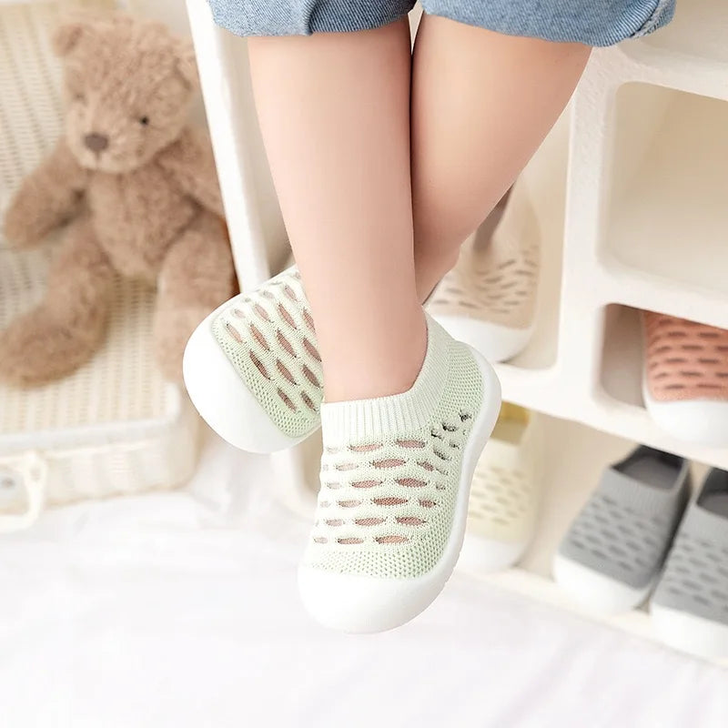 Solemarket | Skridsikre baby mesh-sko til de mindste – letvægt og åndbare