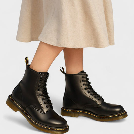 Solemarket | Sara – Høje støvler med elegant slim-fit silhuet