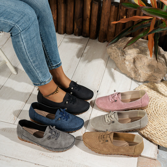 Solemarket | Klassiske damesko med kilehæl og nubuck-look