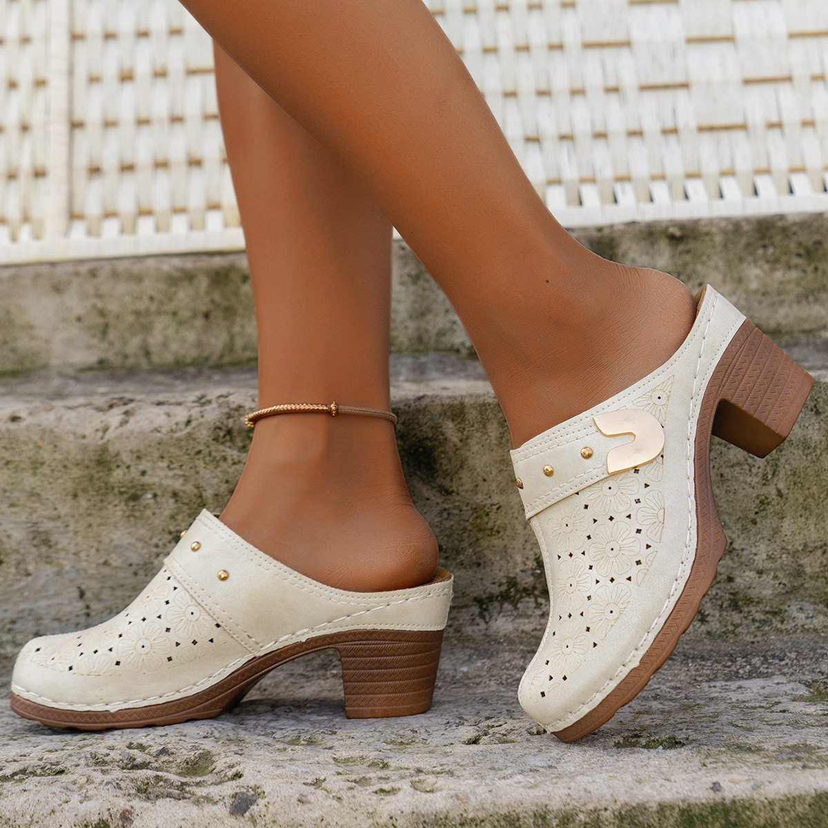 Solemarket | Chunky platform slip-on sandaler med lukket tå til kvinder