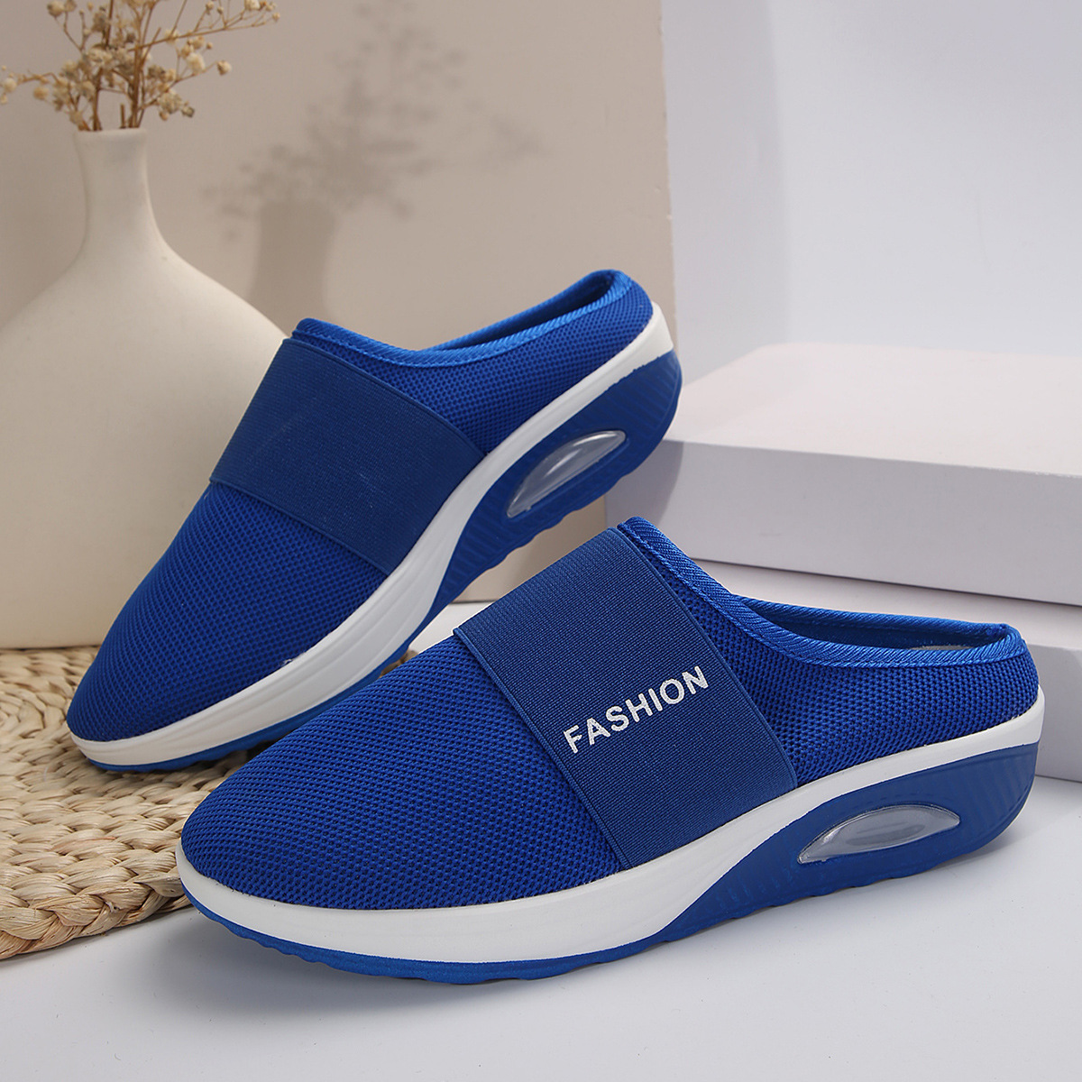 Solemarket | Stilfulde slip-on gåsko til kvinder – let og komfortabel