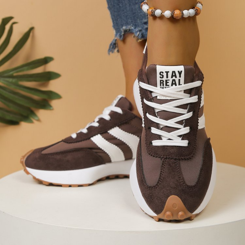 Solemarket | Elegante moccasiner til damer med sølvspænde