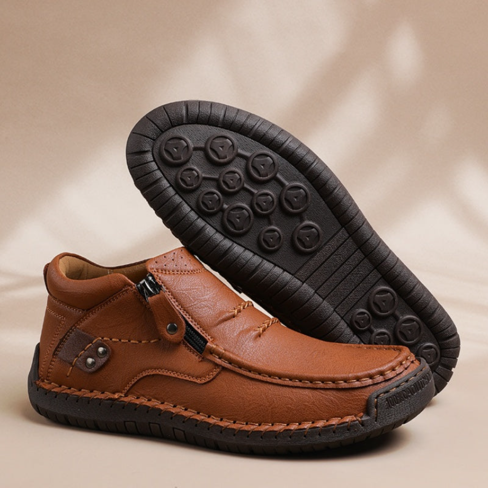 Solemarket | Retro-elegante slip-on herrestøvler i læderstil